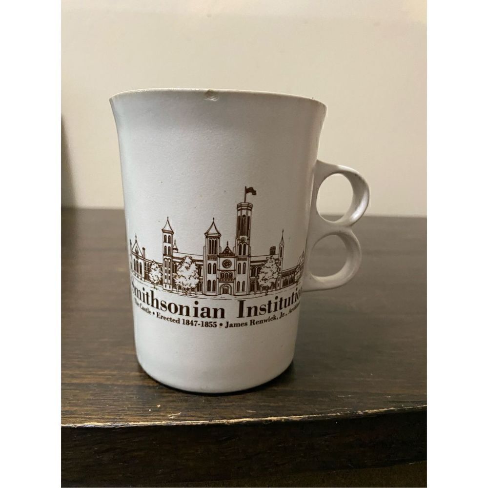 Vintage Smithsonian Institution the castle mug